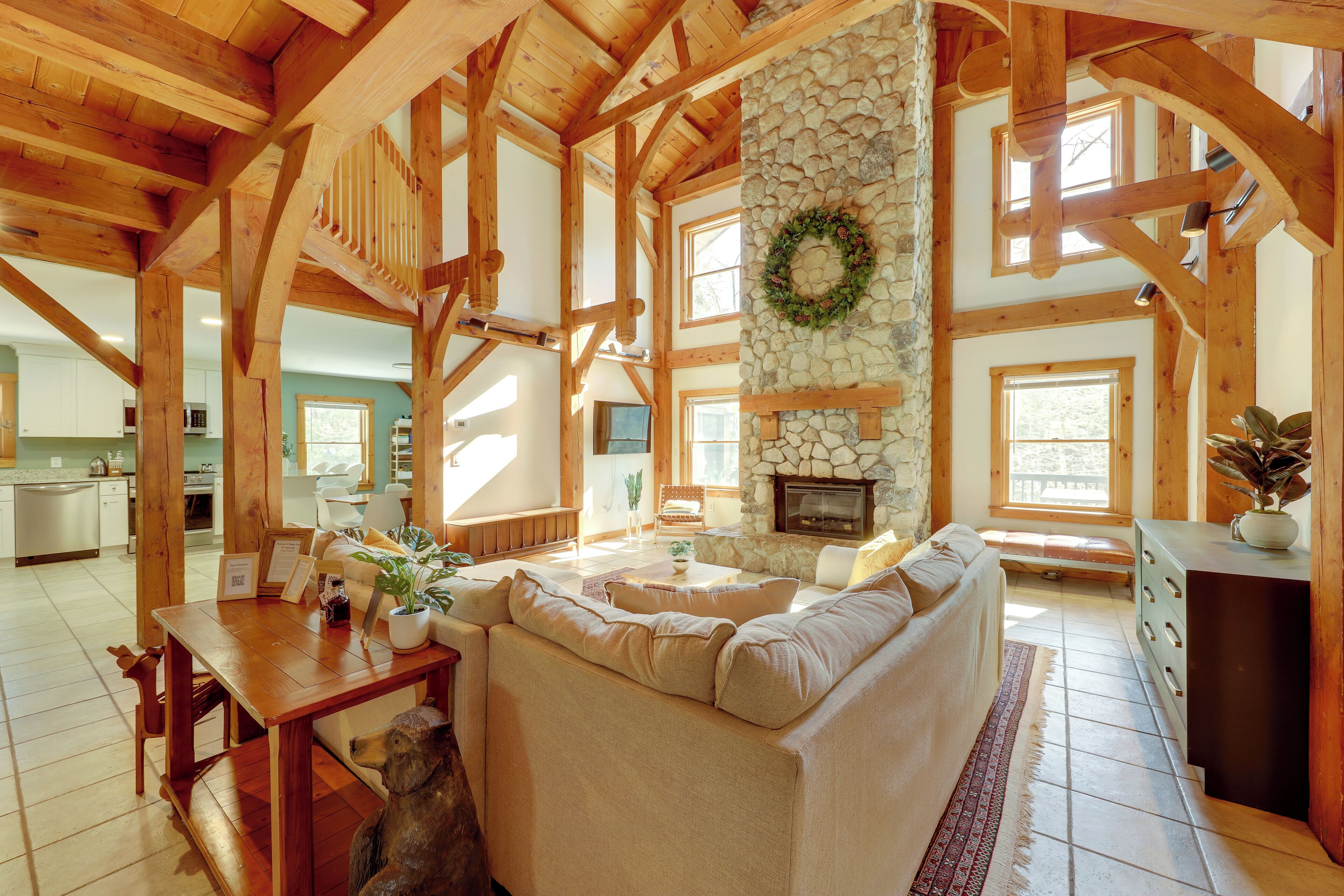 House (5 Bedrooms) | Interior