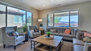 House (4 Bedrooms) | Interior