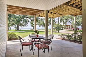House (2 Bedrooms) | Interior - 'the Palm' Bay St. Louis Home - Walk to Beach! (Waveland)