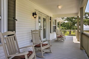 House (2 Bedrooms) | Interior - 'the Palm' Bay St. Louis Home - Walk to Beach! (Waveland)