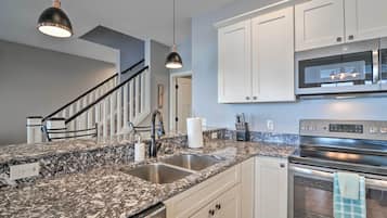 Cottage (3 Bedrooms) | Interior