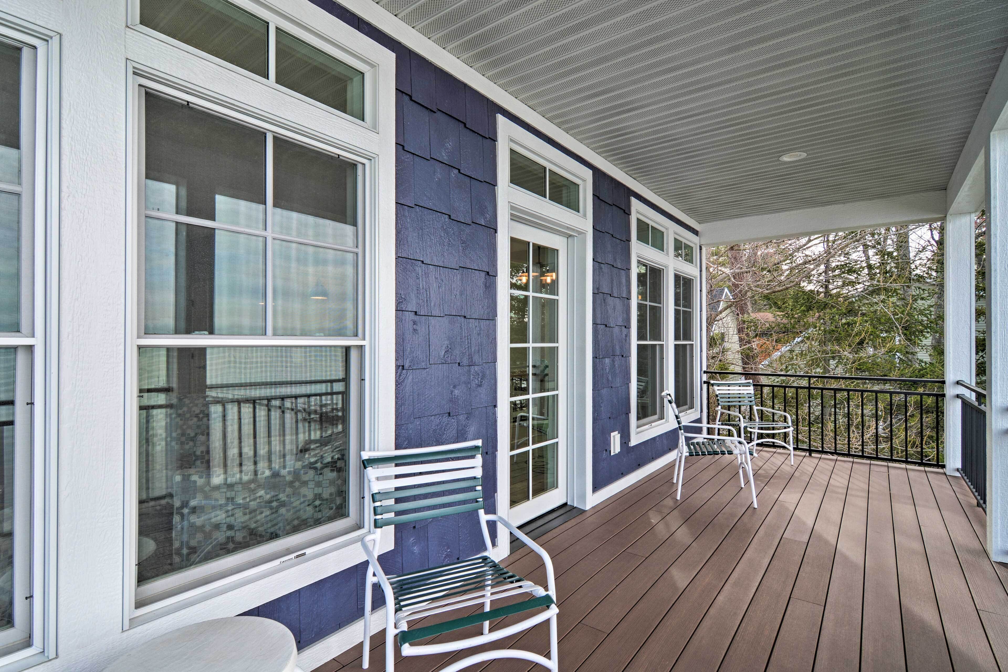 Lakefront Cadillac Home w/ Dock - Mins to Hiking