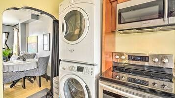 Apartment (1 Bedroom) | Interior