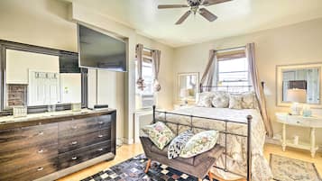 Apartment (1 Bedroom) | Interior