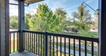 Cozy Livingston Condo w/ Balcony & Mtn View!