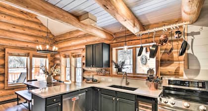 Remodeled Fairplay Log Cabin w/ Wood-burning Sauna