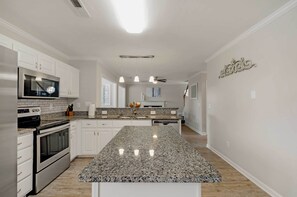 Maison (5 Bedrooms) | Intérieur