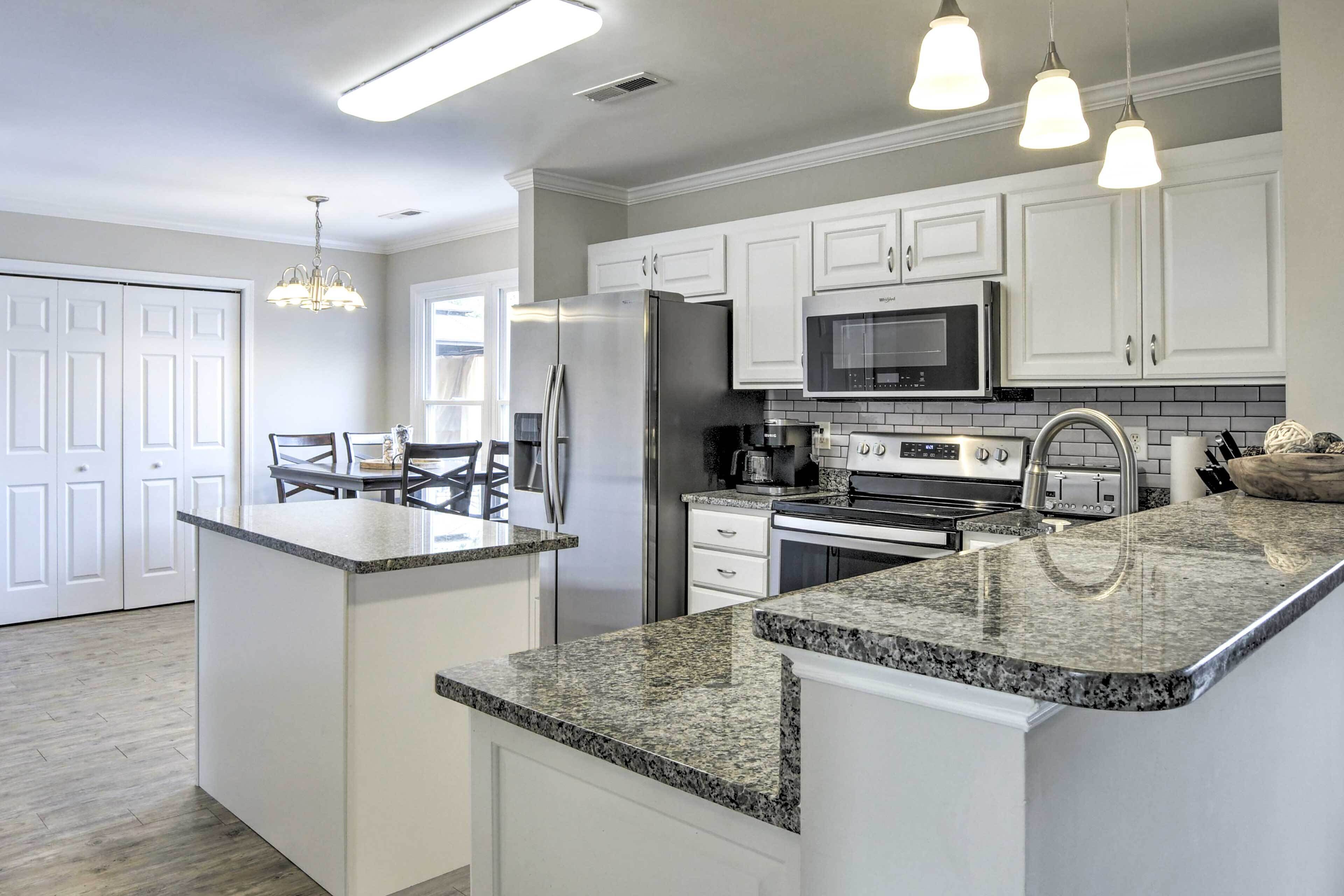 House (5 Bedrooms) | Interior