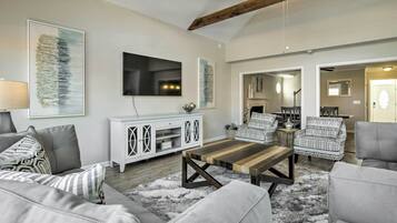 Rumah (5 Bedrooms) | Bagian depan properti