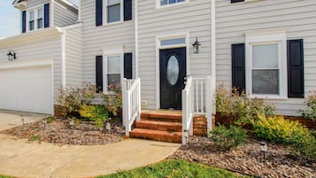 Rumah (5 Bedrooms) | Interior