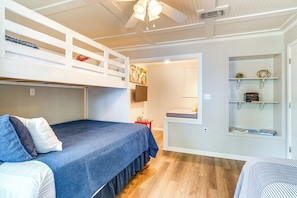 House (4 Bedrooms) | Interior