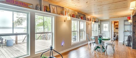 House (4 Bedrooms) | Interior