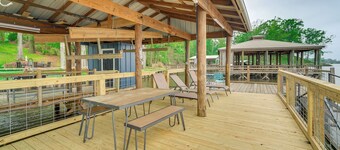 Waterfront House on Toledo Bend w/ Private Dock!