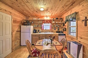 Apartment (0 Bedroom) | Interior - Peaceful Mountain City Cabin w/ Porch & Fire Pit (Mountain City)