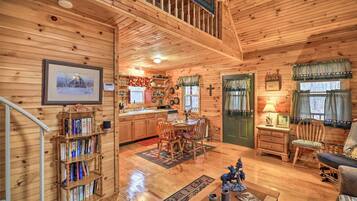 Apartment (0 Bedroom) | Interior