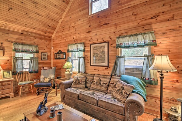 Apartment (0 Bedroom) | Interior - Peaceful Mountain City Cabin w/ Porch & Fire Pit (Mountain City)