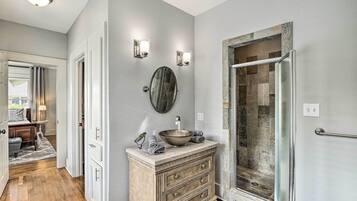 Huis (2 Bedrooms) | Badkamer