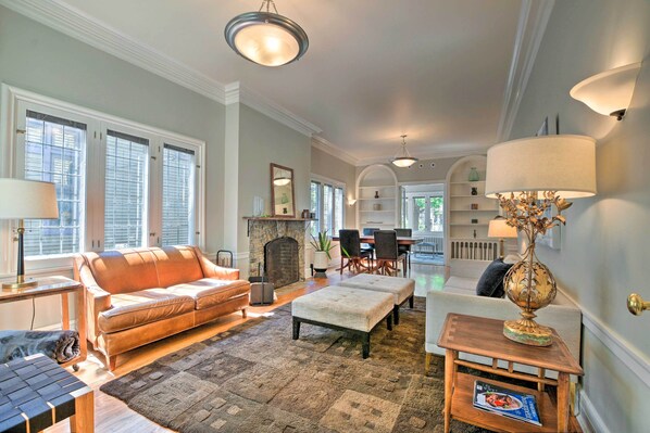 House (4 Bedrooms) | Front of property