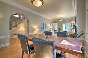 House (4 Bedrooms) | Interior