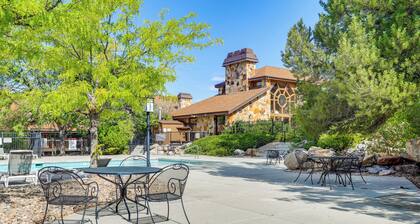 Cozy Wolf Lodge Ski Retreat - 17 Mi. to 3 Resorts!