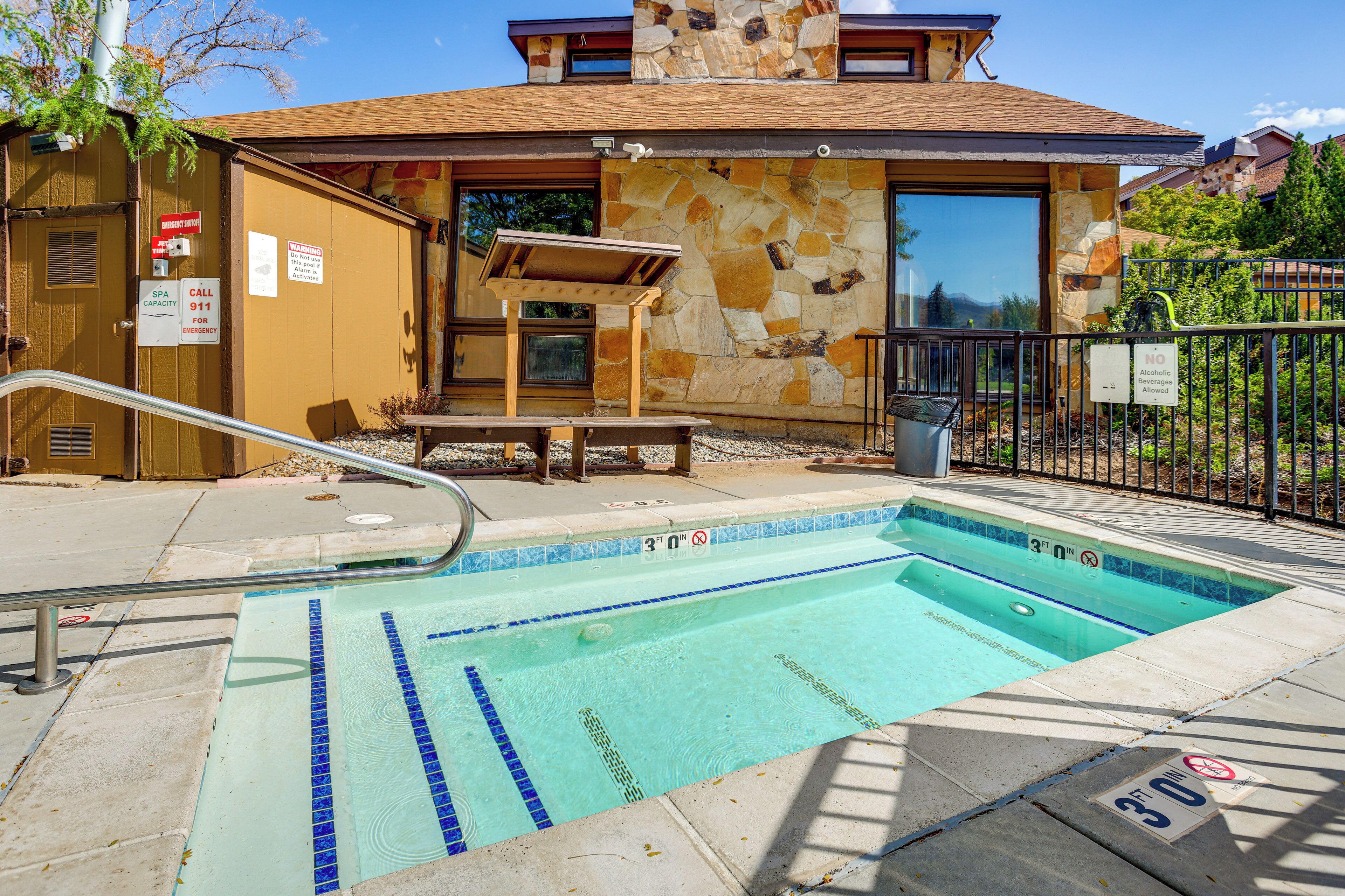 Apartment (1 Bedroom) | Interior