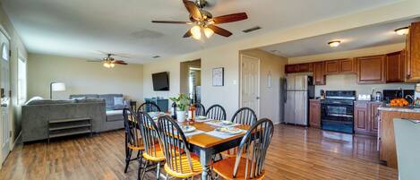 House (3 Bedrooms) | Front of property