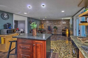 Interior - Sleek Hendersonville Home w/ Furnished Patio! (Etowah)