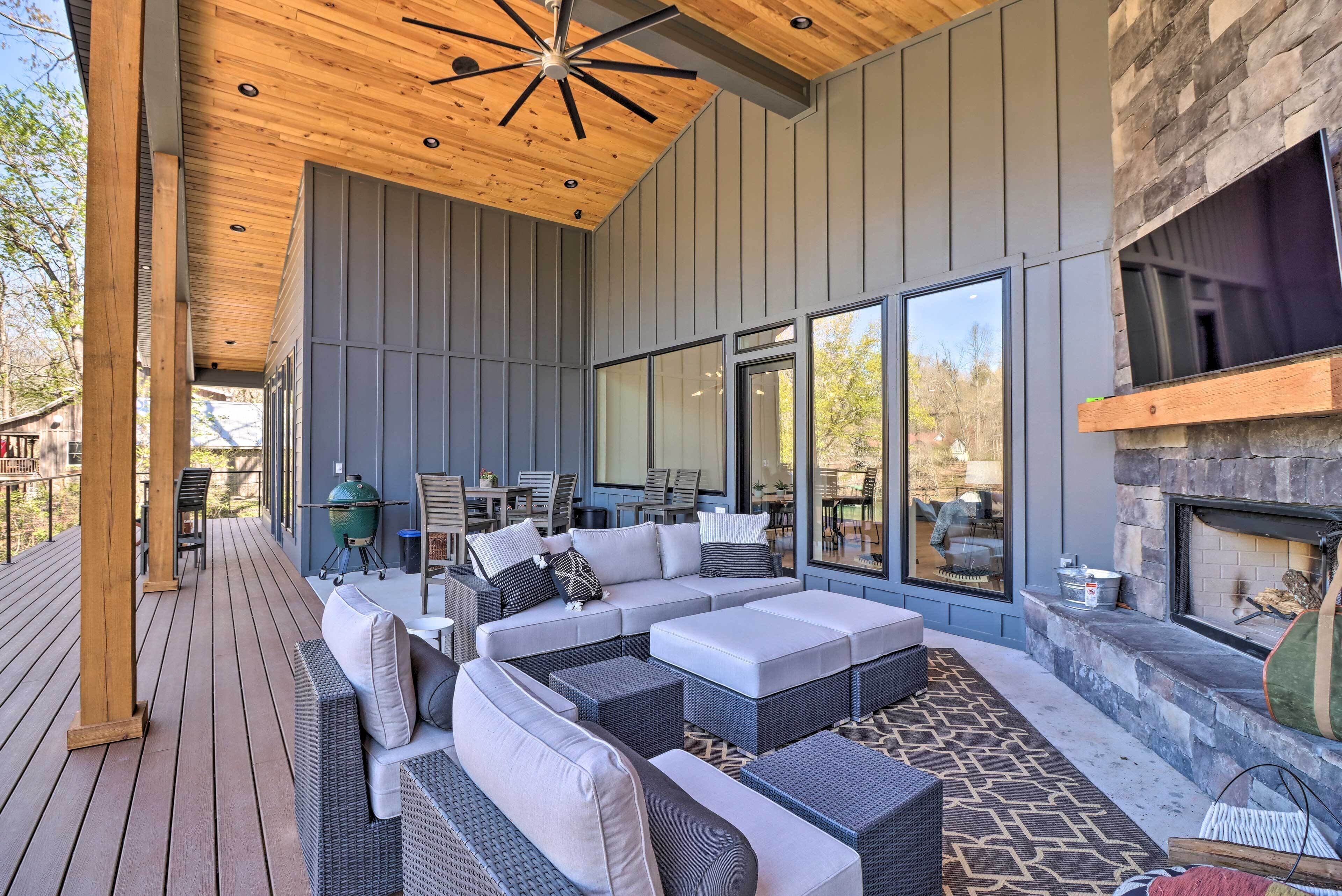 House (5 Bedrooms) | Interior