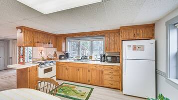 Apartment (1 Bedroom) | Interior