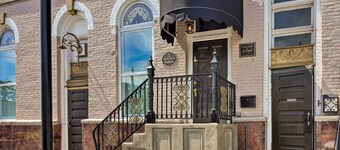 Vintage Apartment in Historic Downtown La Porte!