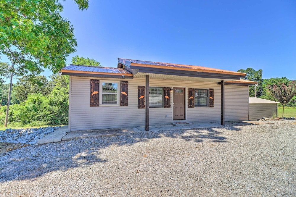 Salesville Cottage: Near Marinas & Boating!