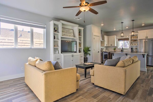 House (3 Bedrooms) | Interior