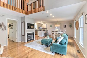 Cottage (3 Bedrooms) | Interior - Lewes Cottage w/ Pool Access: 10 Mi to Beach! (Lewes)