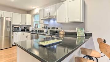 Cottage (3 Bedrooms) | Interior