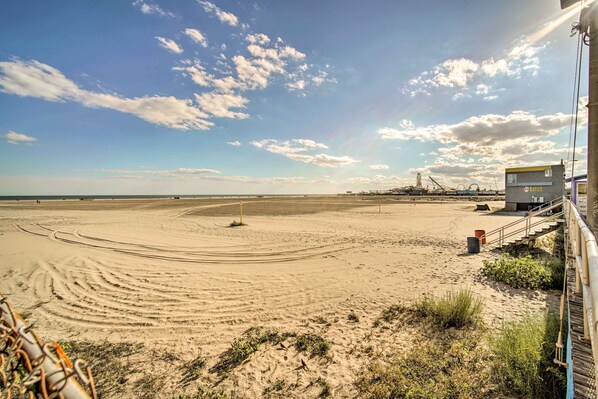 Interior - Wildwood Ground-floor Condo w/ Community Pool (North Wildwood)