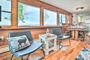 Stuga (2 Bedrooms) | Interiör