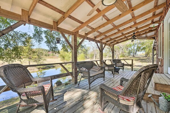 House (0 Bedroom) | Interior - Idyllic Cabin w/ Fire Pit, Kayak On-site! (Bells)