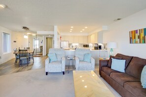 Interior - Lincoln City Beach Condo: Clubhouse & Pool Access! (Gleneden Beach)
