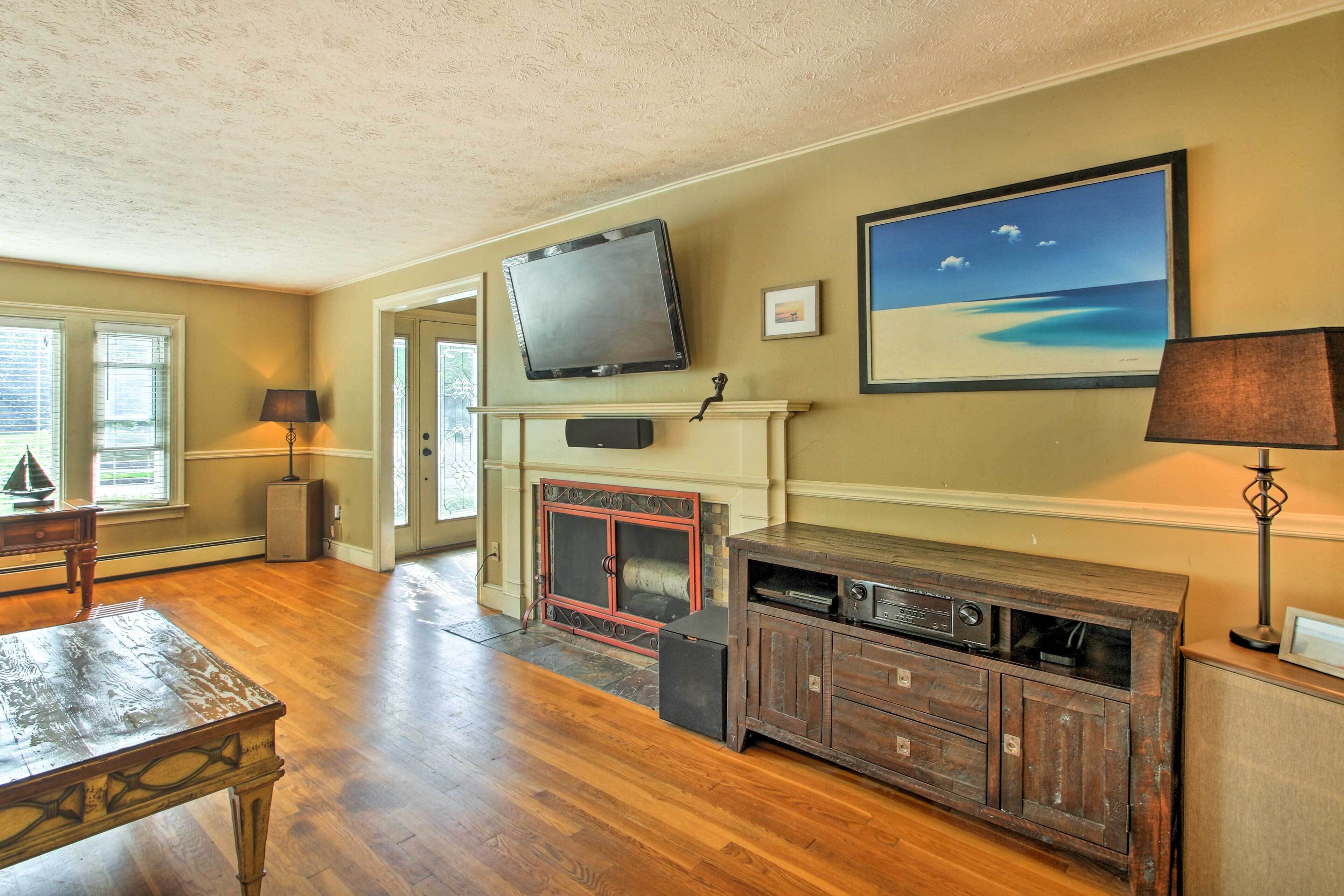 House (5 Bedrooms) | Interior