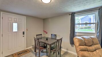 ุงูู
ูุดุฃุฉ ู
ู ุงูุฏุงุฎู