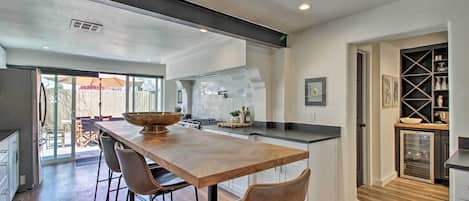 Rumah (4 Bedrooms) | Interior