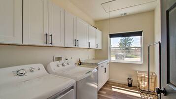 Maison (4 Bedrooms) | Intérieur