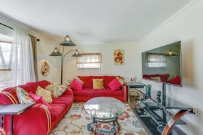 House (4 Bedrooms) | Interior - Milford Family Home w/ Koi Pond + Porch! (West Milford)