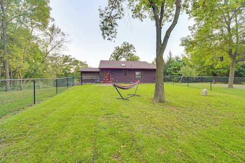 Patio, Views & Hot Tub: Quiet Lakeside Cabin
