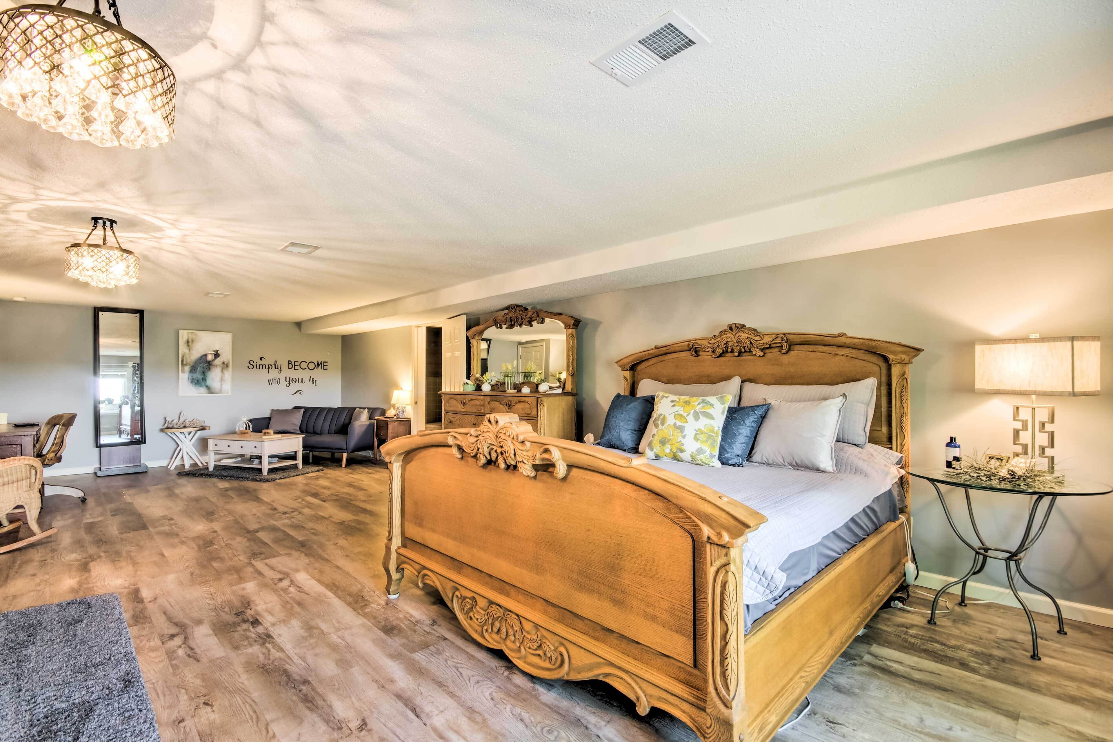 Mountain Home w/ Fire Pit & Norfork Lake Views!