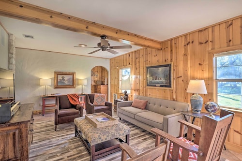 Georgetown Barn Studio on > 7 Acres: Pet Friendly!