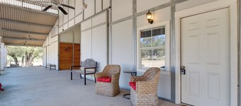 จอร์จทาวน์ บาร์น สตูดิโอ บนพื้นที่ > 7 เอเคอร์: ที่พักสัตว์เลี้ยงพักได้!  