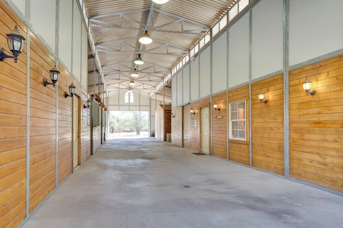 Georgetown Barn Studio on > 7 Acres: Pet Friendly!