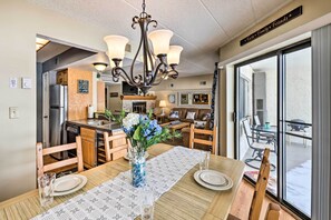 Interior - Poconos Condo w/ Pool - On Big Boulder Lake! (Lake Harmony)