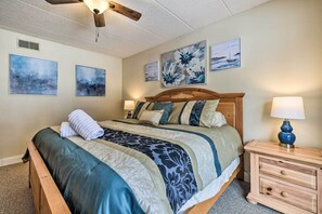 2 bedrooms, laptop workspace, bed sheets